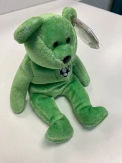 TY Beanie Baby - Kicks The Soccer Bear -CARDBOARD MEMORIES image0 69